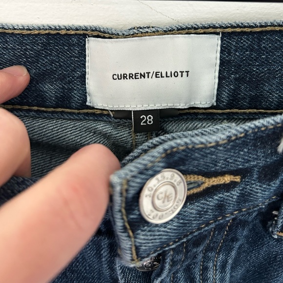 Current/Elliott The Exposed-fly Vintage Cropped Slim Jeans In Bermuda - Picture 4 of 9